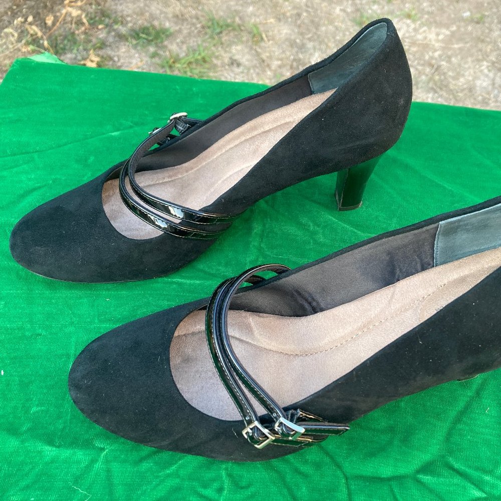 Giani Bernini Vallariaa Black Suede & Faux pantent Mary Jane Heels Pumps Size 11